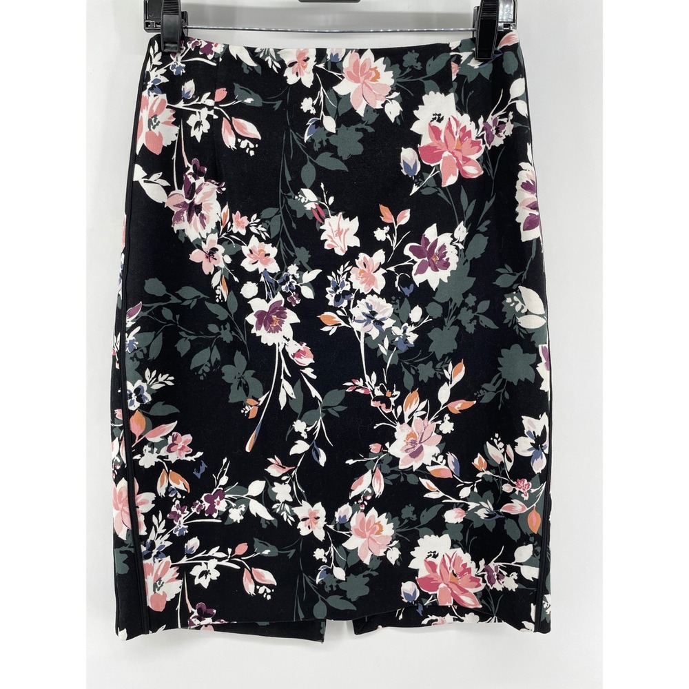 White House Black Market Black Floral Pencil Skirt